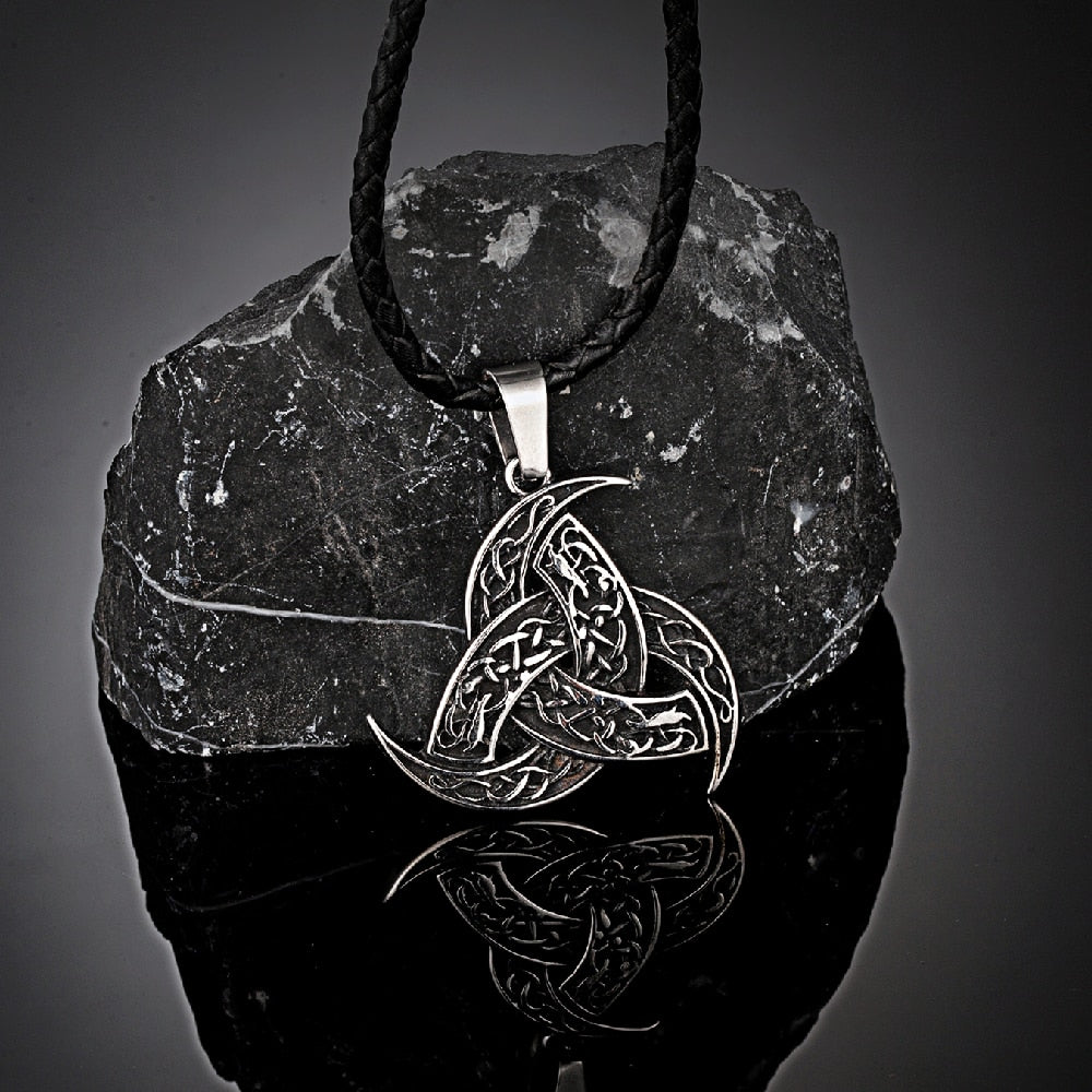 Odin's Horn Necklace - DARK MOON