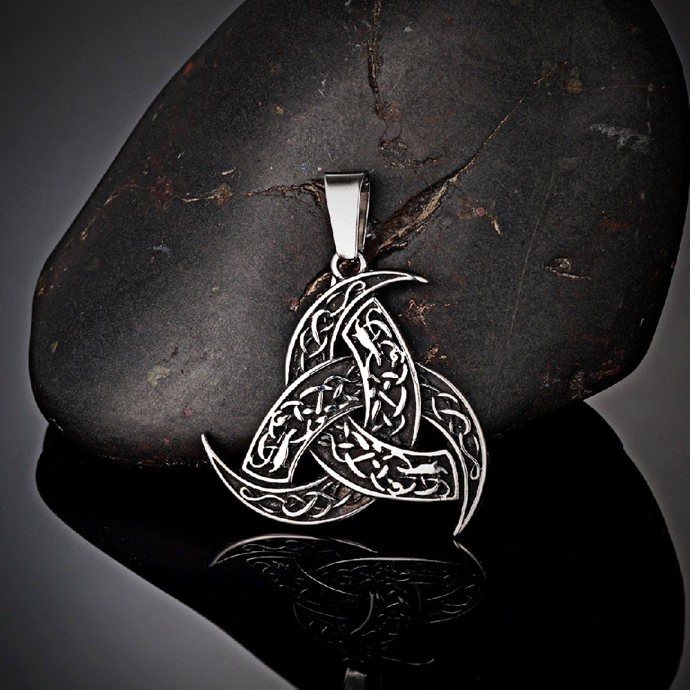 Odin's Horn Necklace - DARK MOON