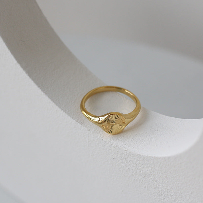 Minimalist Dainty Rays Ring - DARK MOON