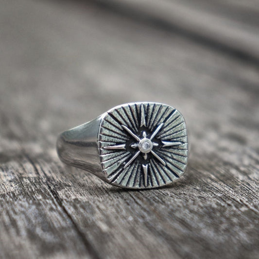 Polaris Star Signet Ring - DARK MOON