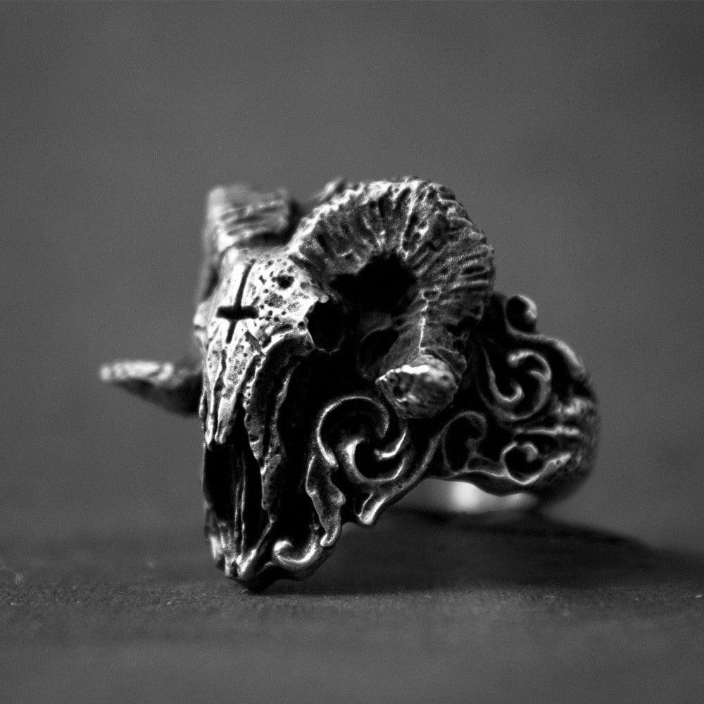 Dark Goat Skull Ring - DARK MOON